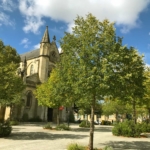 Quartier Bordeaux Cauderan place de l'Eglise