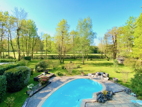 A vendre maison saint-sulpice-et-Cameyrac - piscine