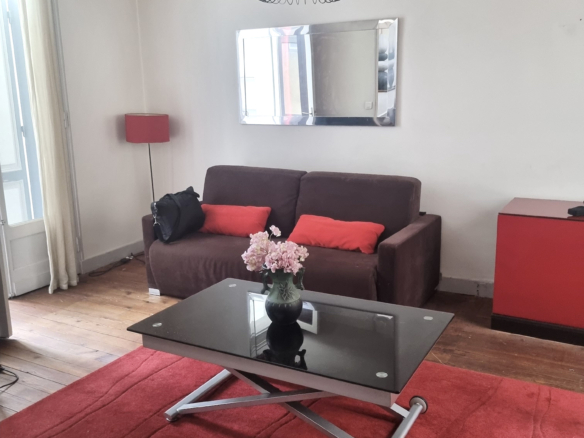 Duplex T2 Bordeaux grand théâtre à vendre