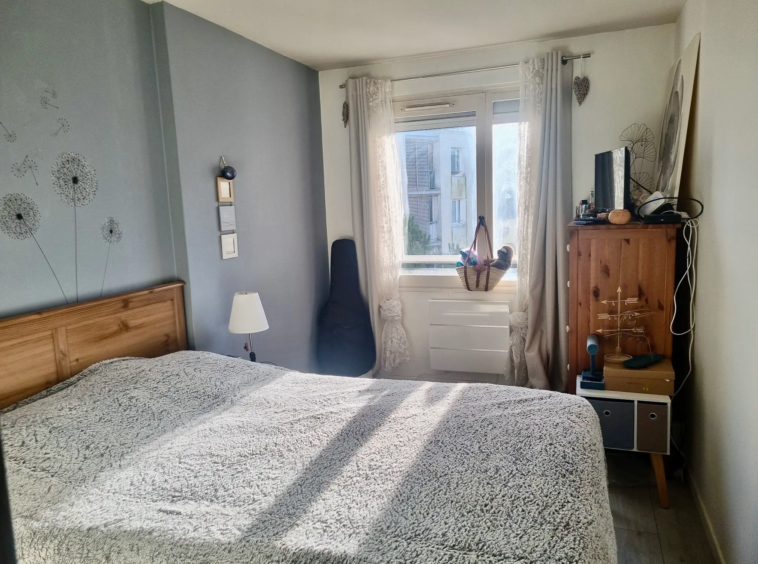 Talence grand appartement t5 - chambre
