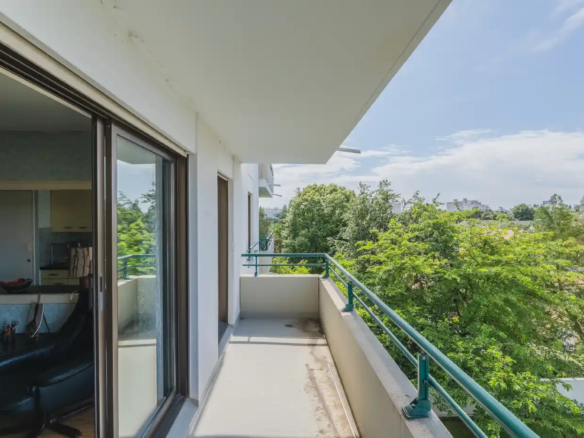 Bordeaux-St-Amand-appartement-T2- avec balcon