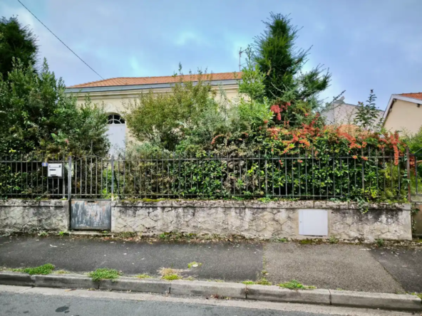 Talence maison familiale sur jardin clos à rénover