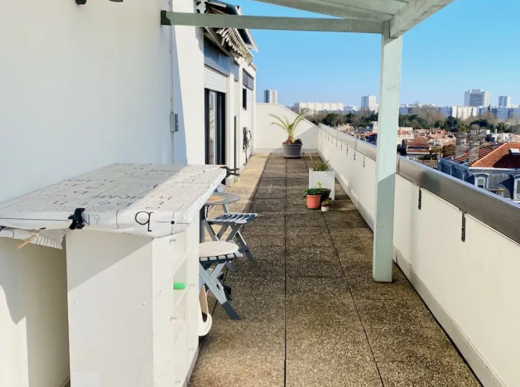 Appartement Bordeaux Fondaudège avec grande terrasse