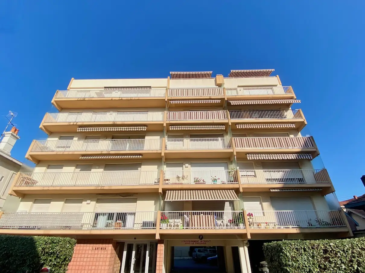 Arcachon appartement avec balcon et vue mer à vendre
