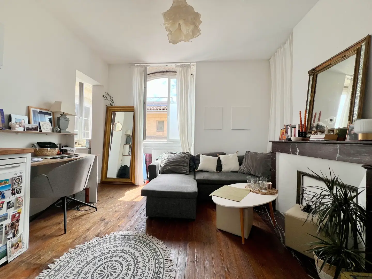 Chartrons appartement T2 à vendre - salon