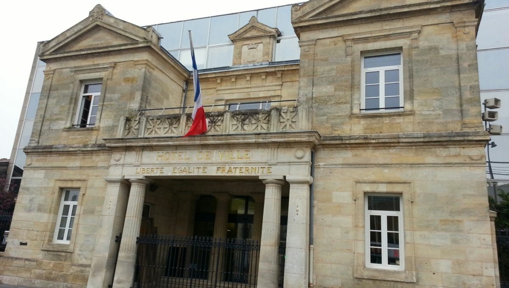 Ville de Pessac dans la métropole de Bordeaux - mairie