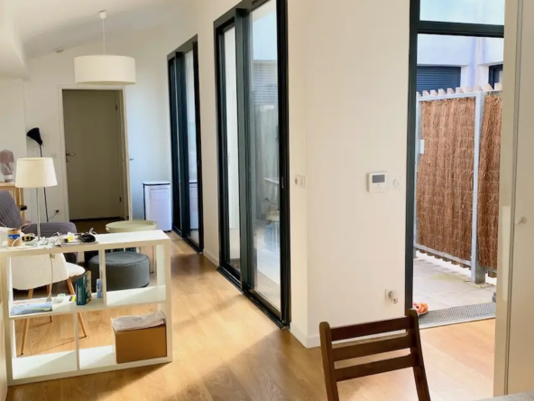 Bordeaux Bouscat appartement - t3 avec terrasse - salon