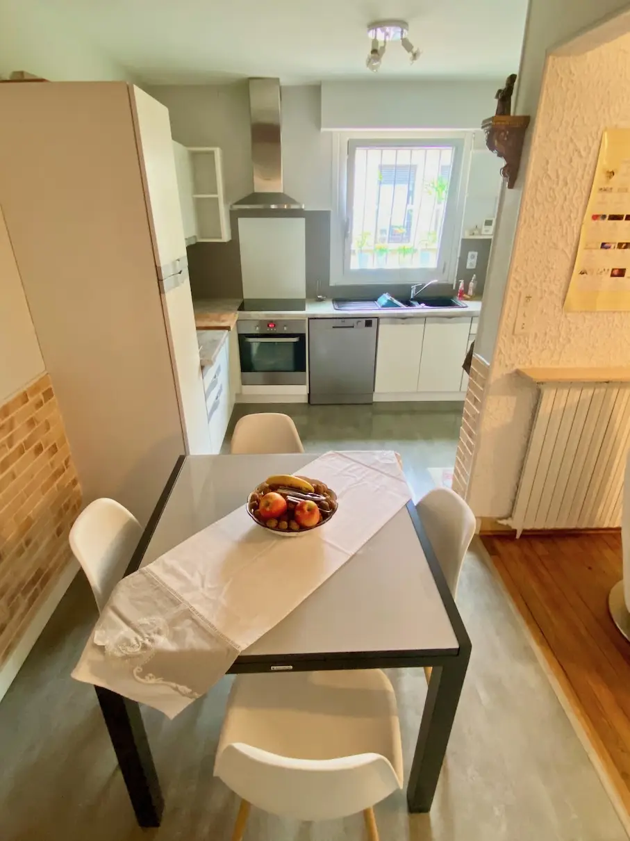 Bordeaux Fondaudège maison avec piscine 11