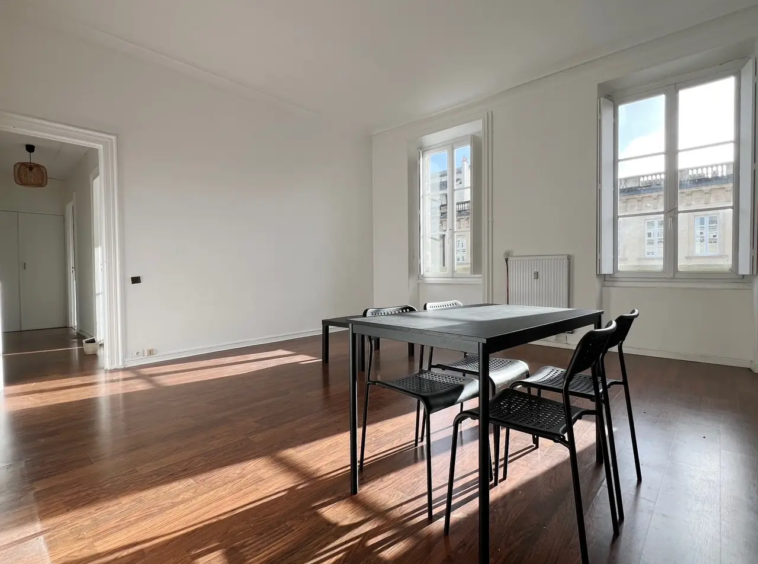 BDX-quinconces- T2 à vendre