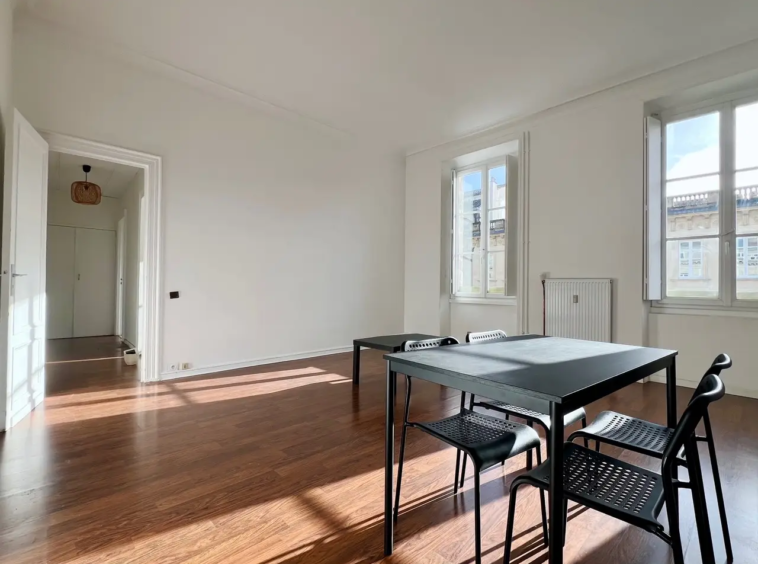 BDX-quinconces- T2 à vendre