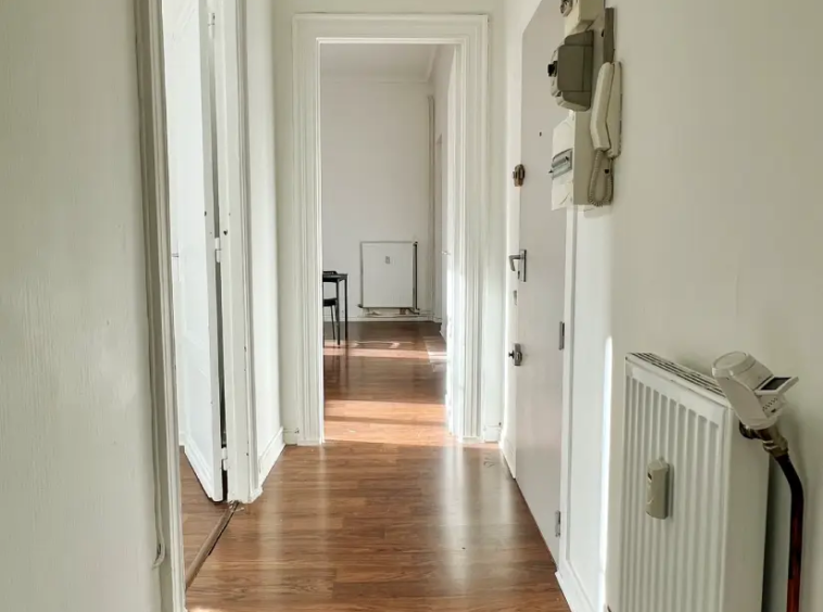 Bordeaux Quinconces appartement T2 - entrée