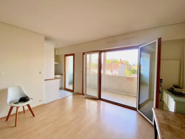 Bordeaux Saint-Seurin grand studio à vendre