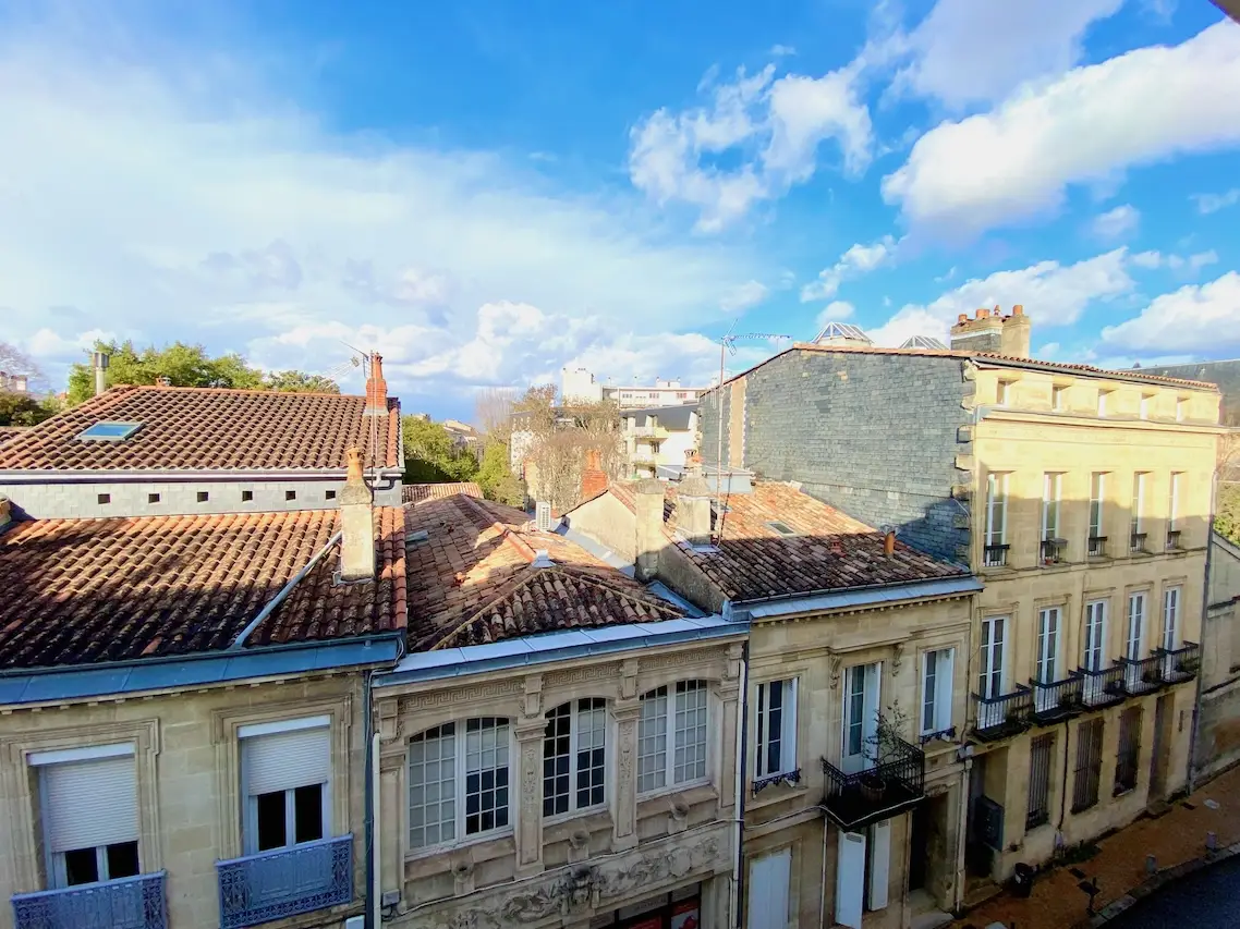Bordeaux Saint-Seurin grand studio avec vue à vendre