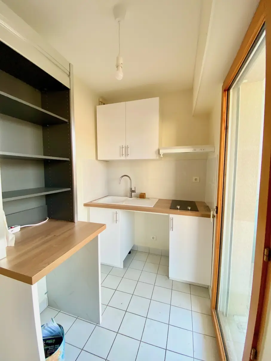 Bordeaux Saint-Seurin grand studio - kitchenette