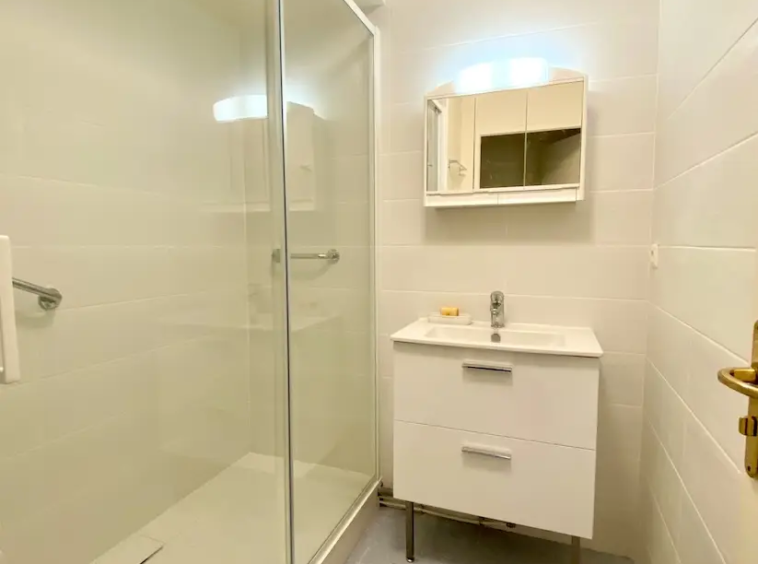 Bordeaux Saint-Seurin grand studio - sde