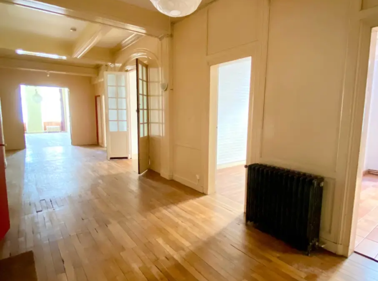 Bordeaux historique vaste appartement