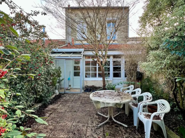 Bordeaux Cauderan maison en pierre