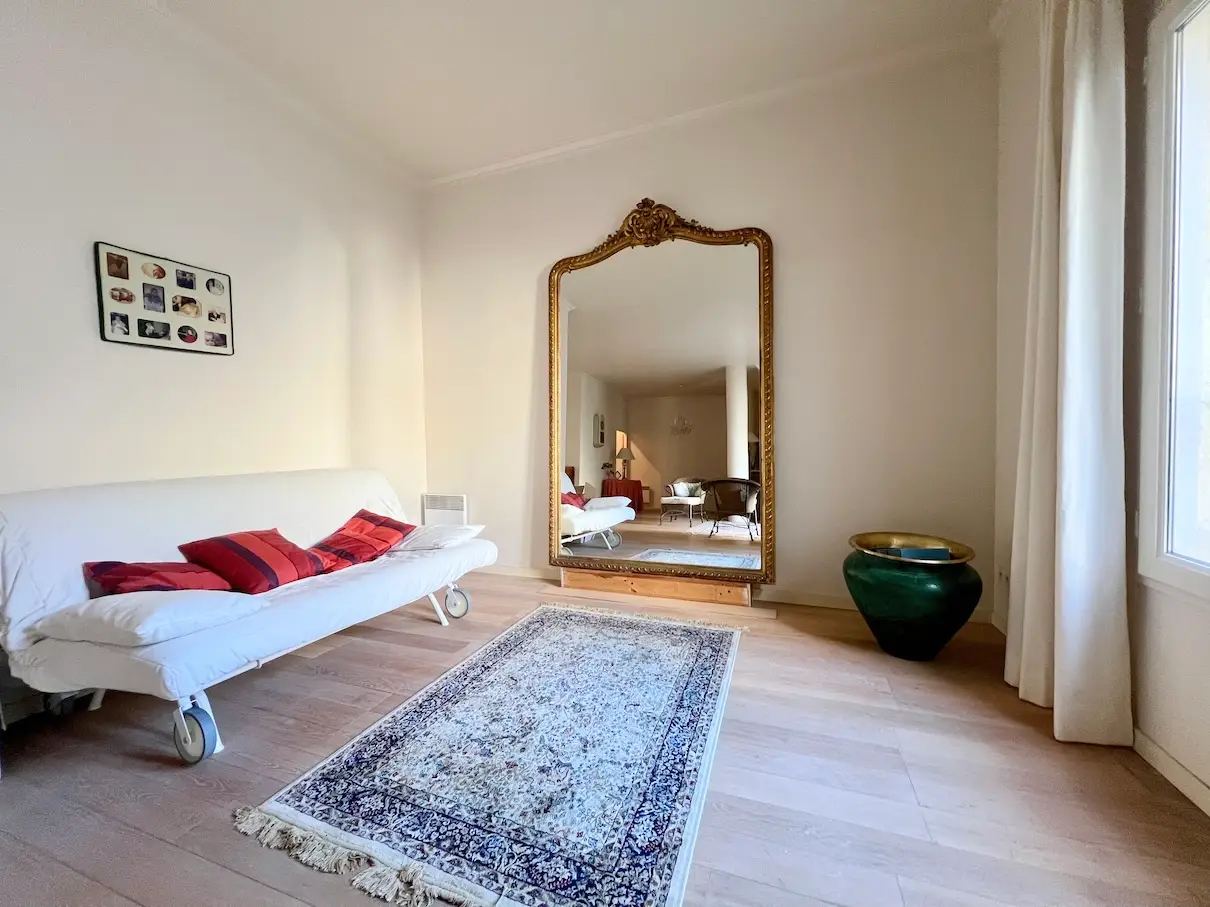 Bordeaux appartement T2 avec terrasse