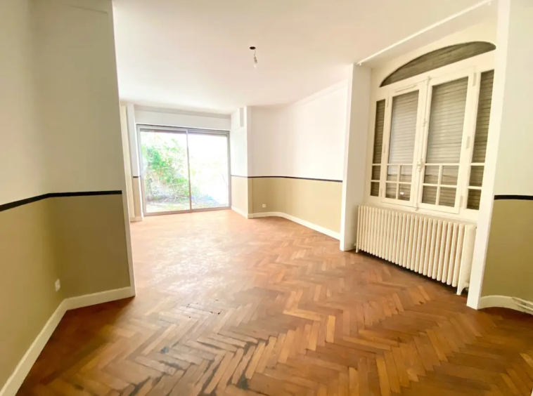 Nansouty maison bourgeoise avec garage