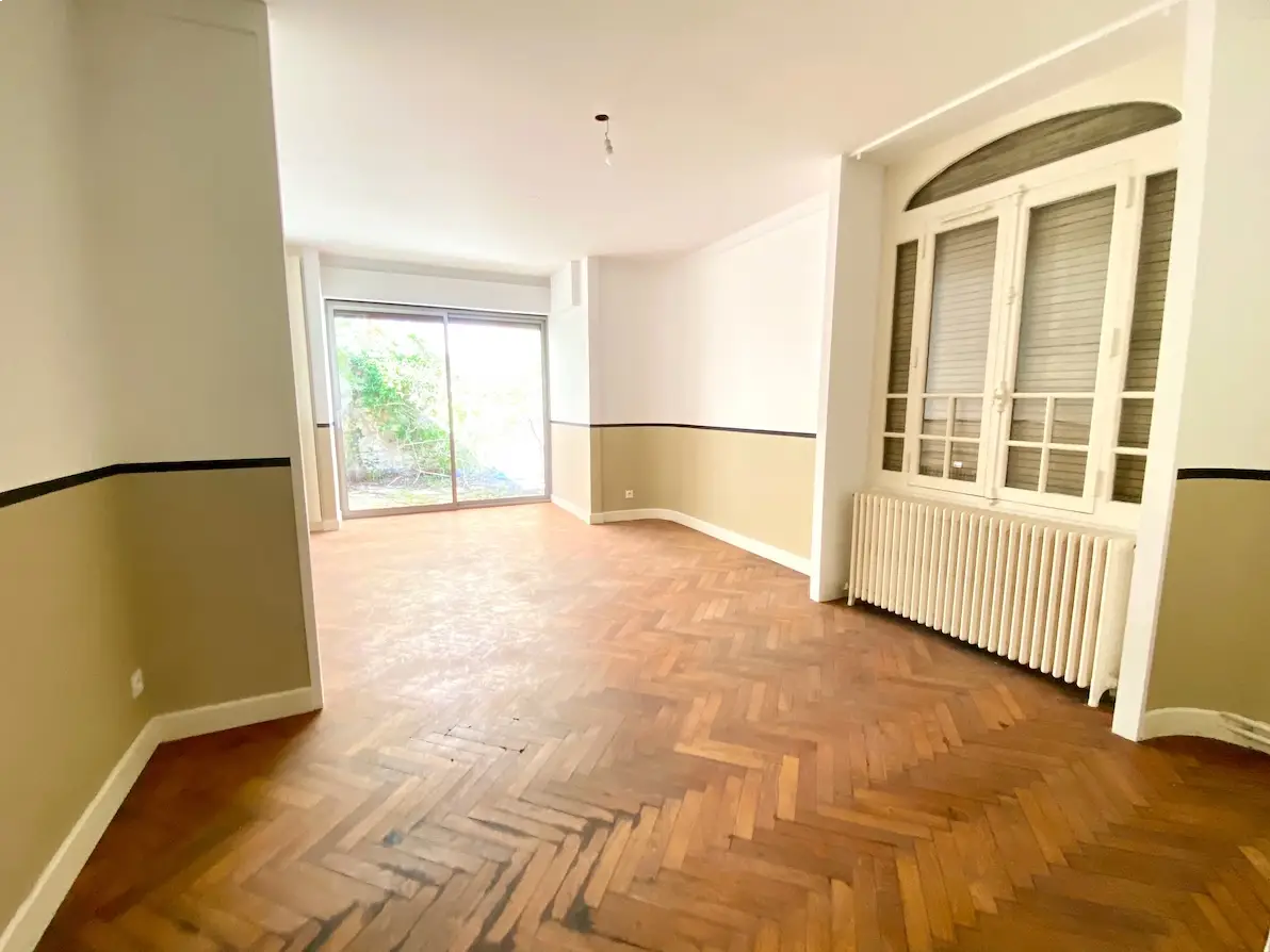 Nansouty maison bourgeoise avec garage