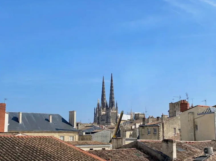 Appartement Bordeaux Gambetta avec vue Pey Berland à vendre