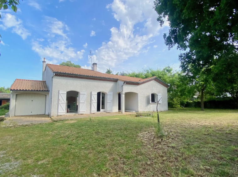 Maison Eysines Le Vigean sur grand jardin à vendre