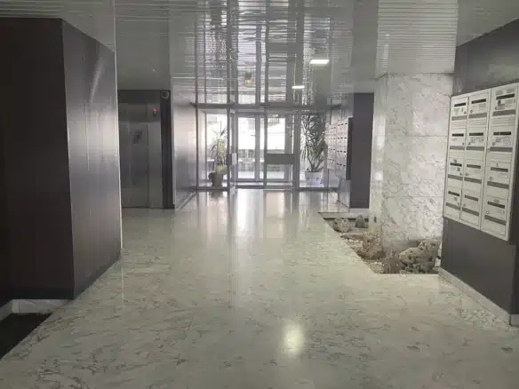 Mériadeck appartement T2 à vendre - entrée résidence