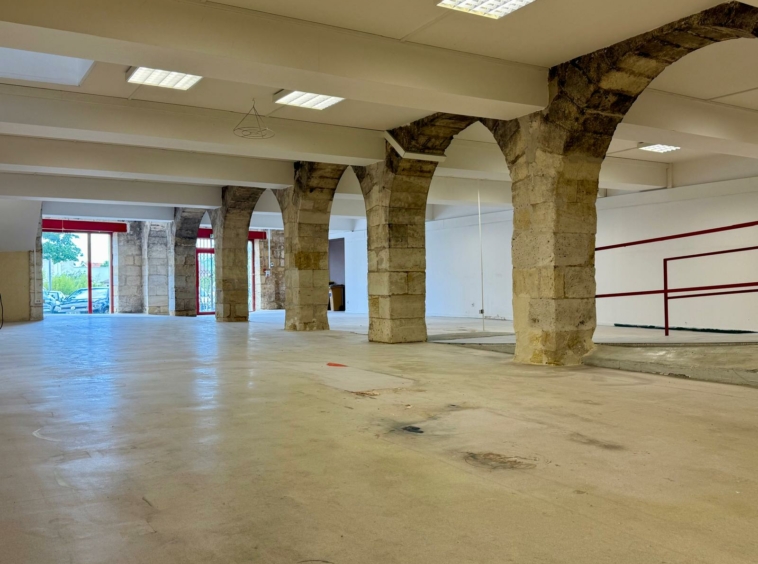Libourne ensemble commercial