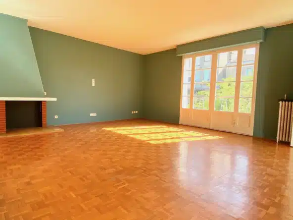 Parc Bordelais appartement avec balcon
