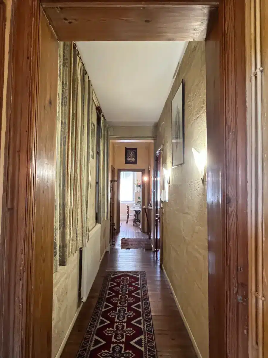 Triangle d'or appartement t4 - entrée