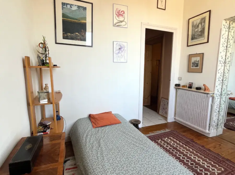 Triangle d'or appartement t4 - chambre