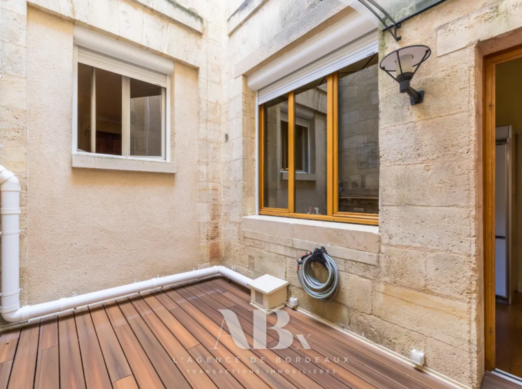 Bordeaux Jardin Public appartement - patio