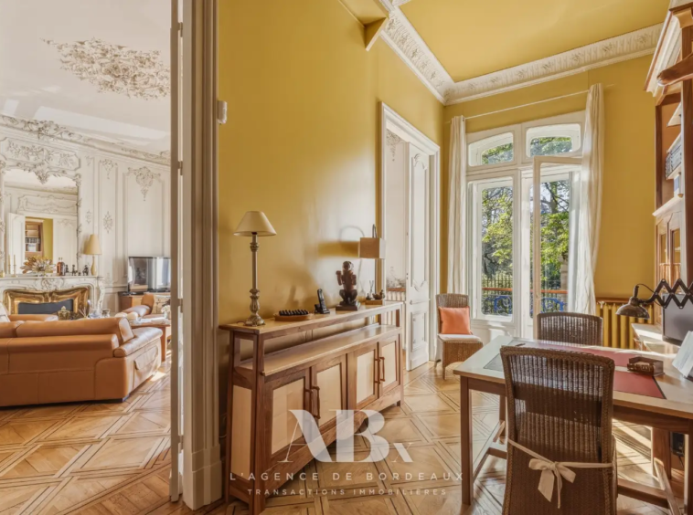 Bordeaux Jardin Public appartement - enfilade