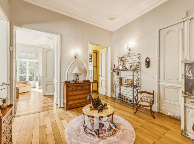 Bordeaux Jardin Public appartement - enfilade