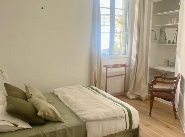 Bordeaux Quinconces appartement duplex - chambre